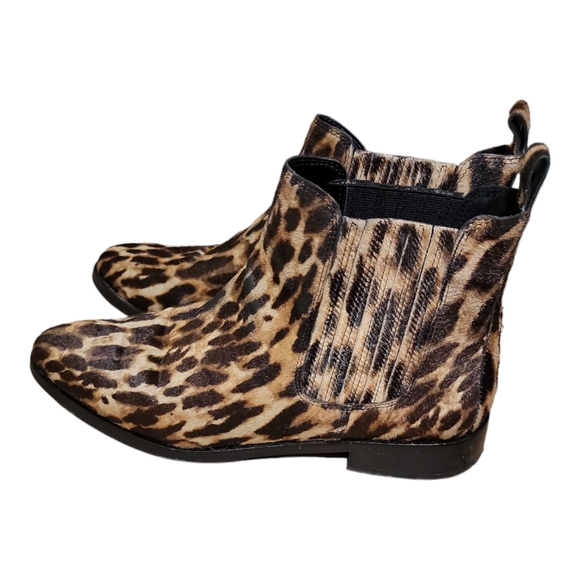 Vince Camuto Chelsea Boots - Picture 2 of 5